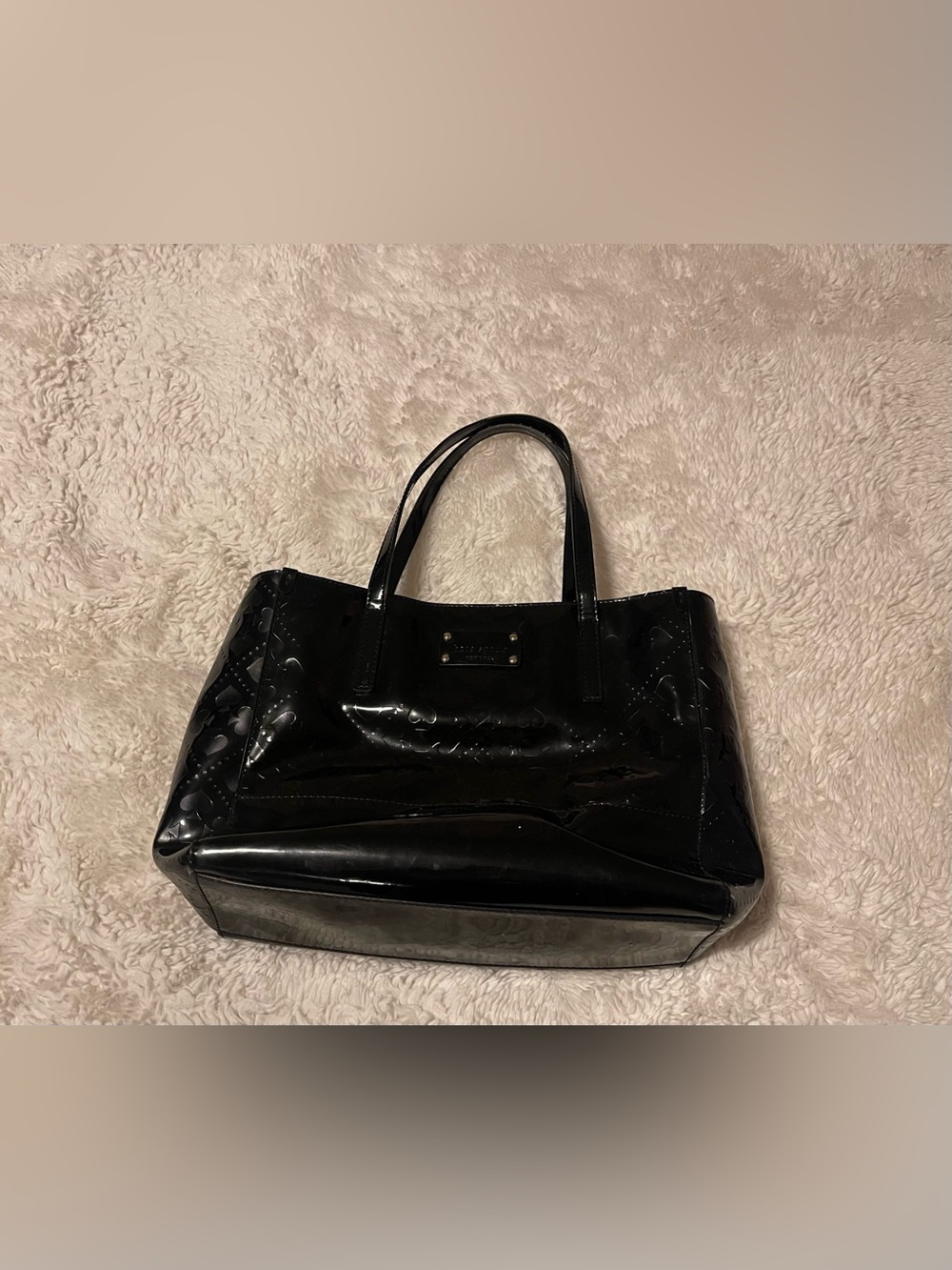 Kate Spade New York Quinn Black Tote Bag Embossed Hearts Patent Finish Y2K